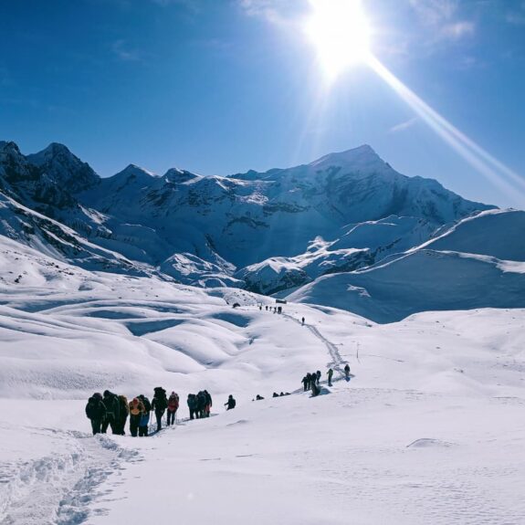 Annapurna mountain trekking trail with scenic peaks