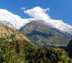 ABC trek trail with stunning Annapurna mountain views